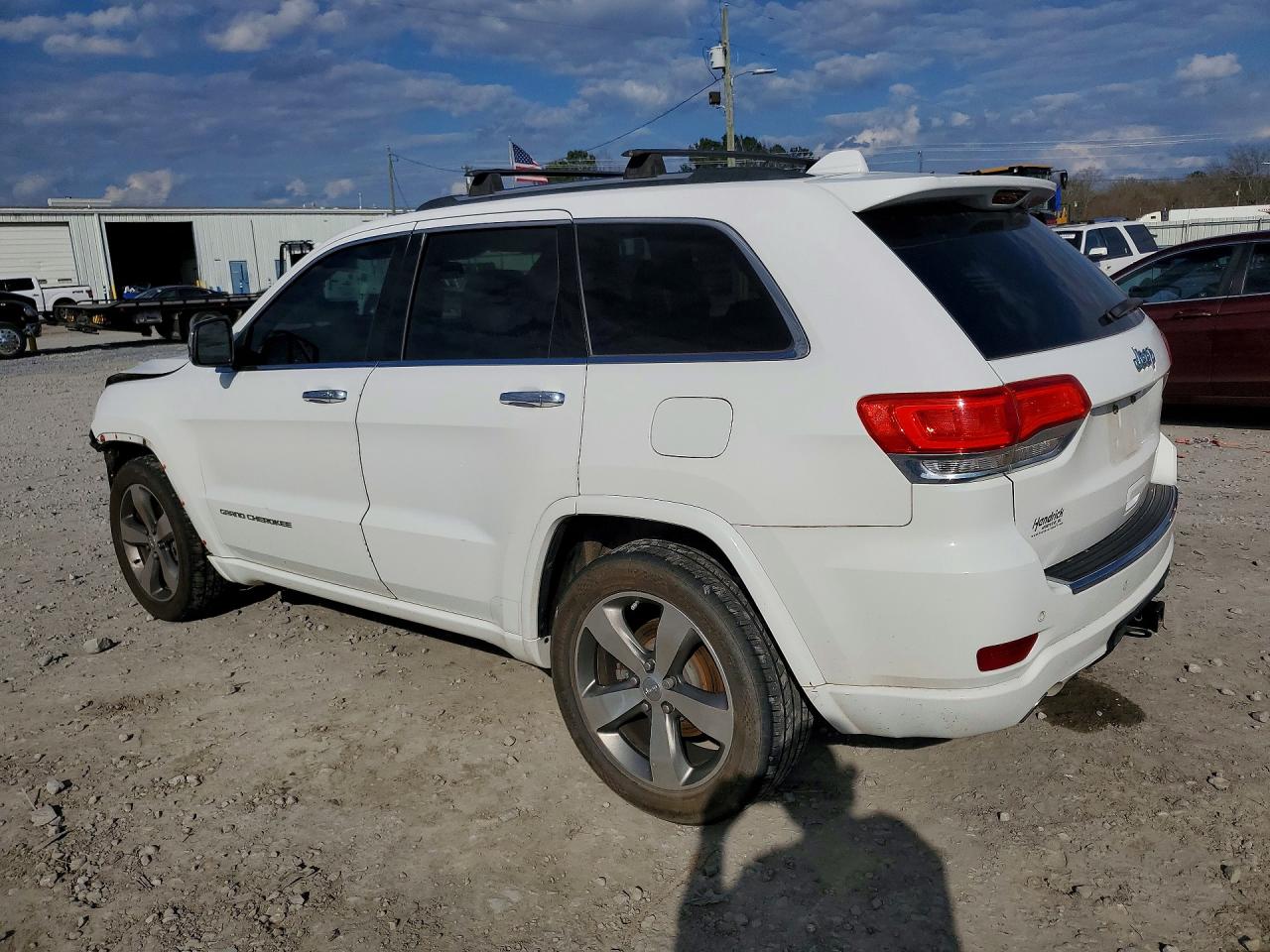 2016 JEEP GRAND CHEROKEE OVERLAND photo 2
