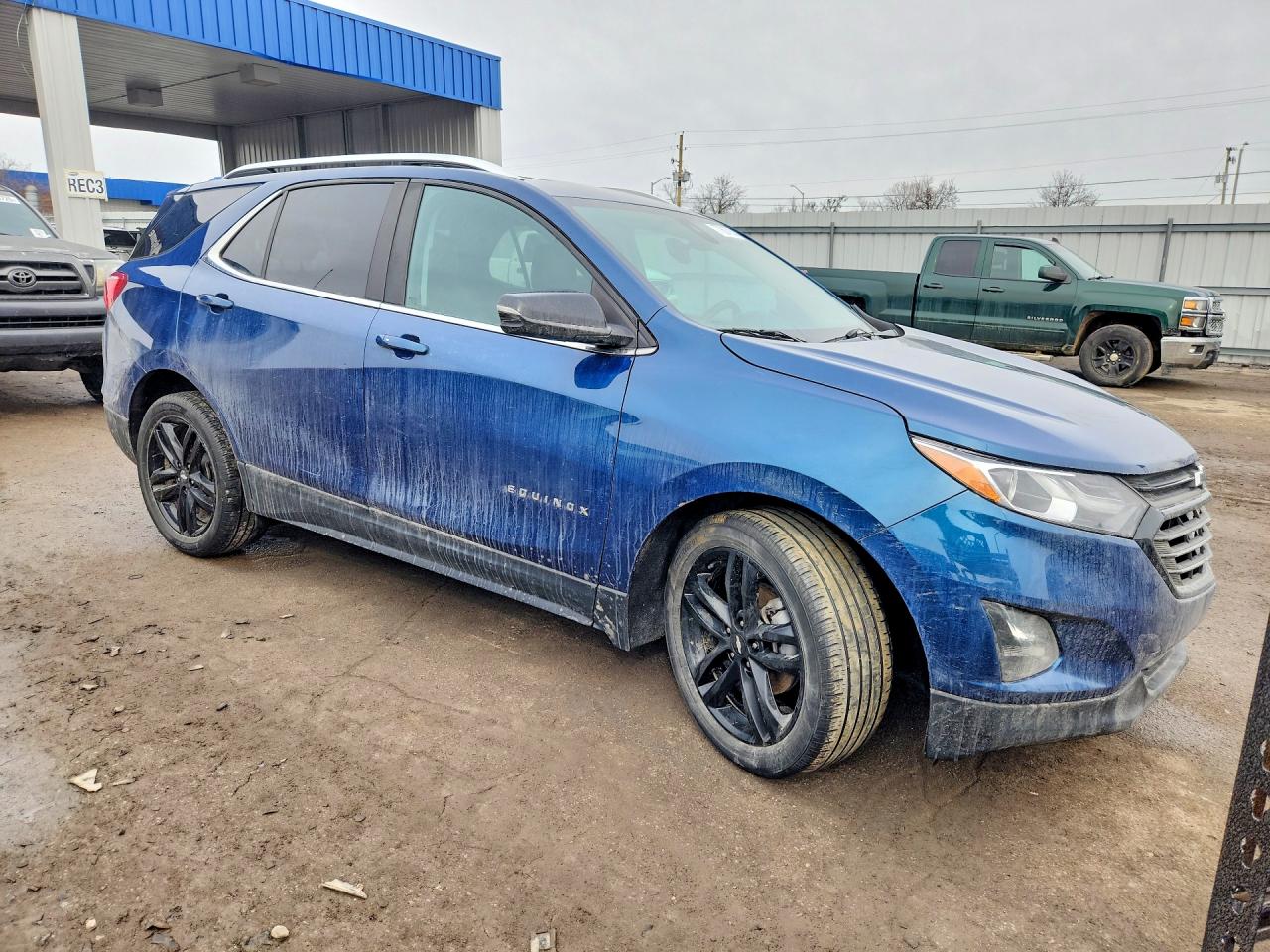 2021 CHEVROLET EQUINOX LT photo 4