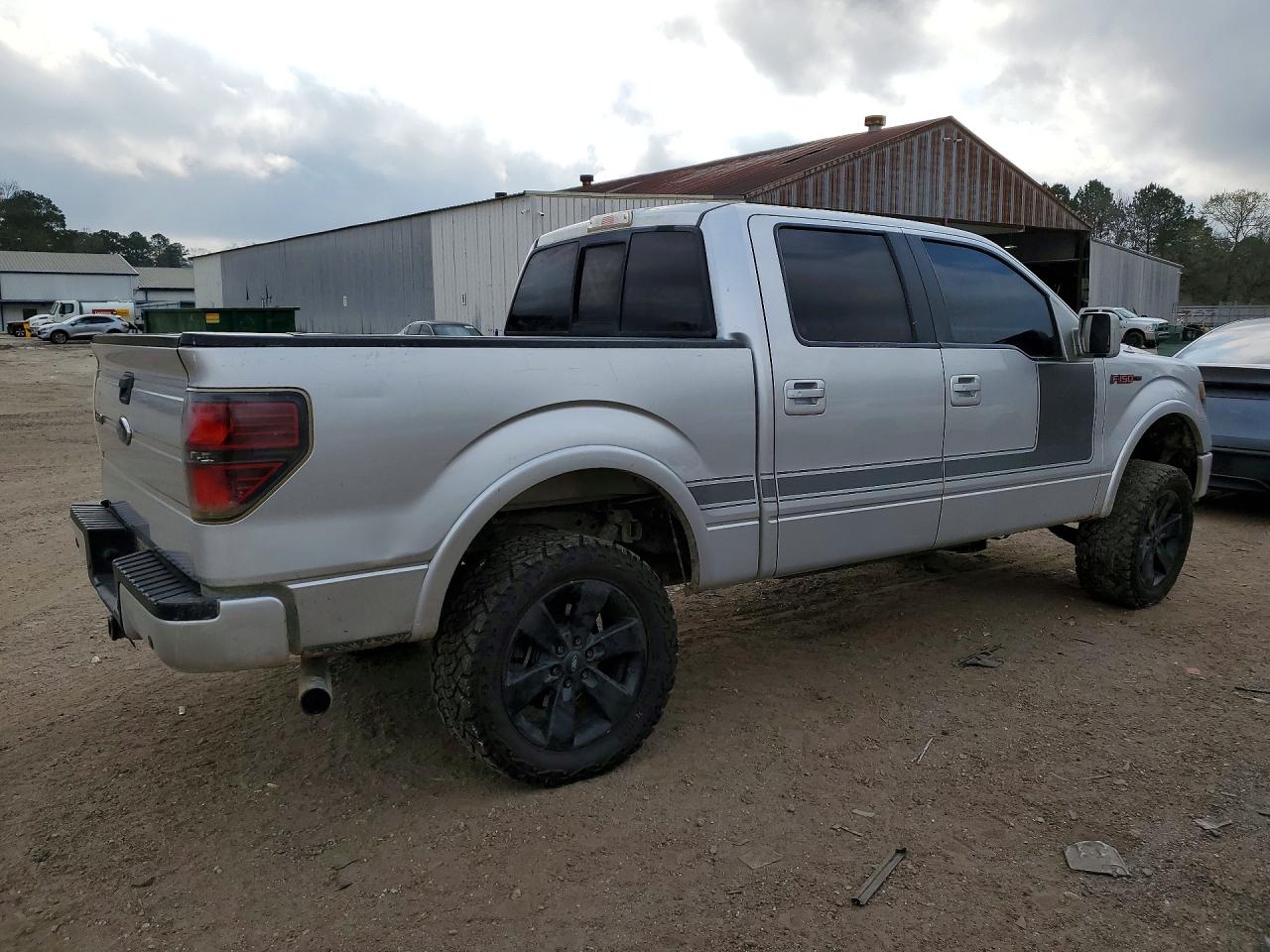 2013 FORD F150 SUPERCREW photo 5