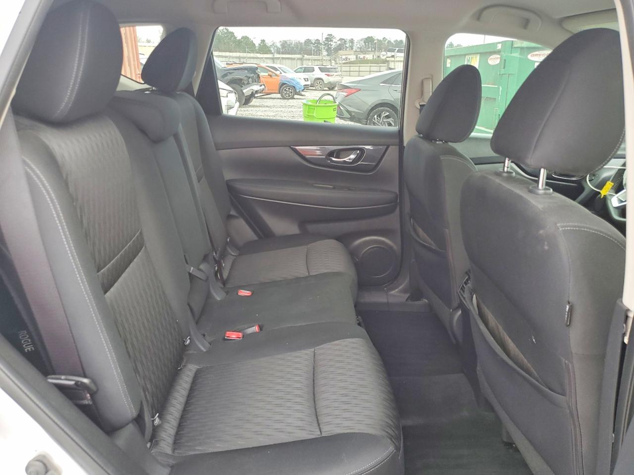 2020 NISSAN ROGUE SV photo 28