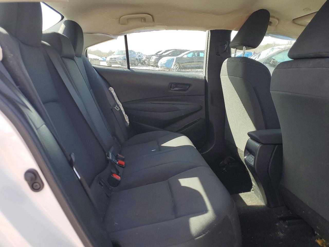 2024 TOYOTA COROLLA LE photo 28