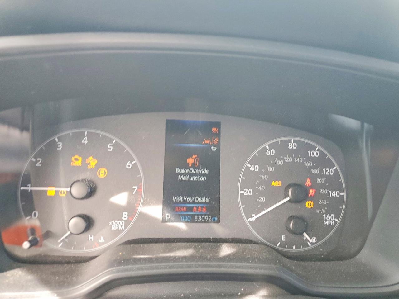 2024 TOYOTA COROLLA LE photo 25