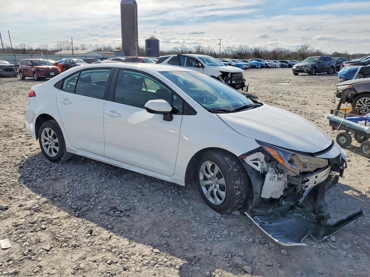 2024 TOYOTA COROLLA LE photo 10