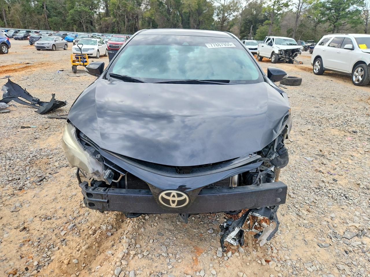 2017 TOYOTA COROLLA L photo 5