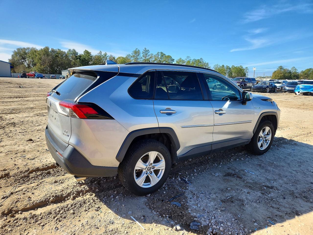 2019 TOYOTA RAV4 photo 5