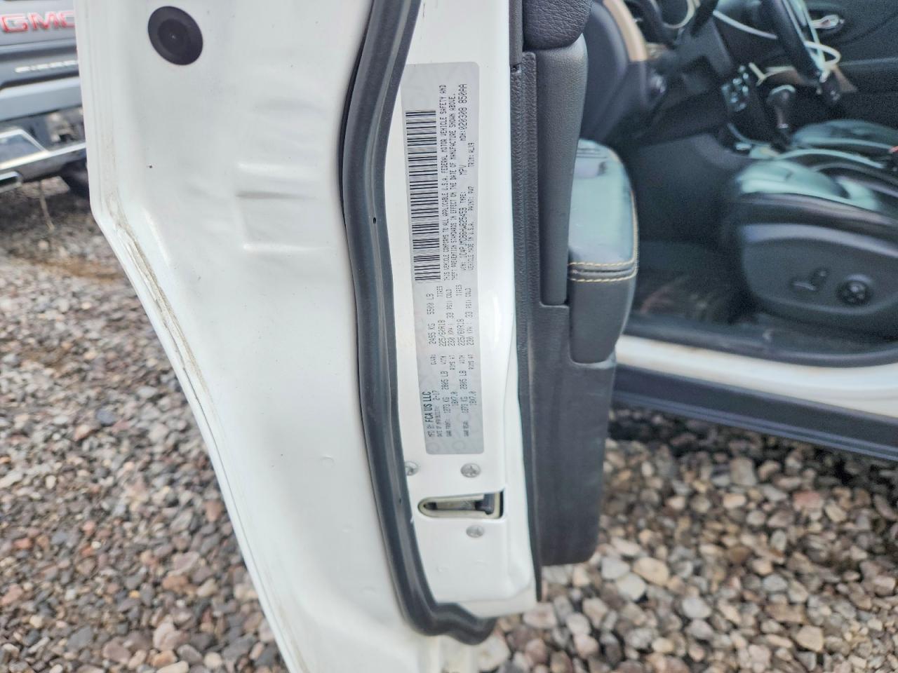 2017 JEEP CHEROKEE LIMITED photo 13