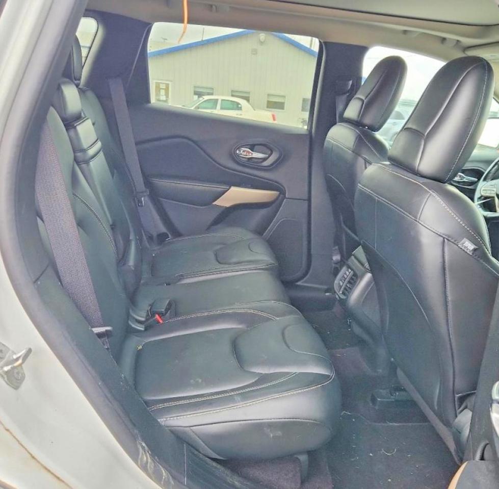 2017 JEEP CHEROKEE LIMITED photo 10