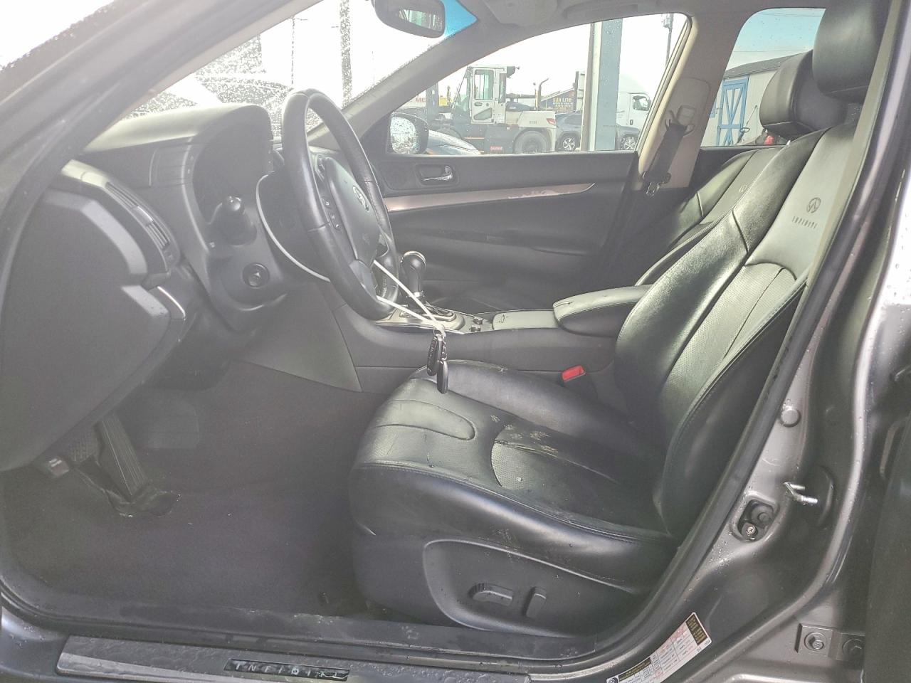 2012 INFINITI G37 BASE photo 7