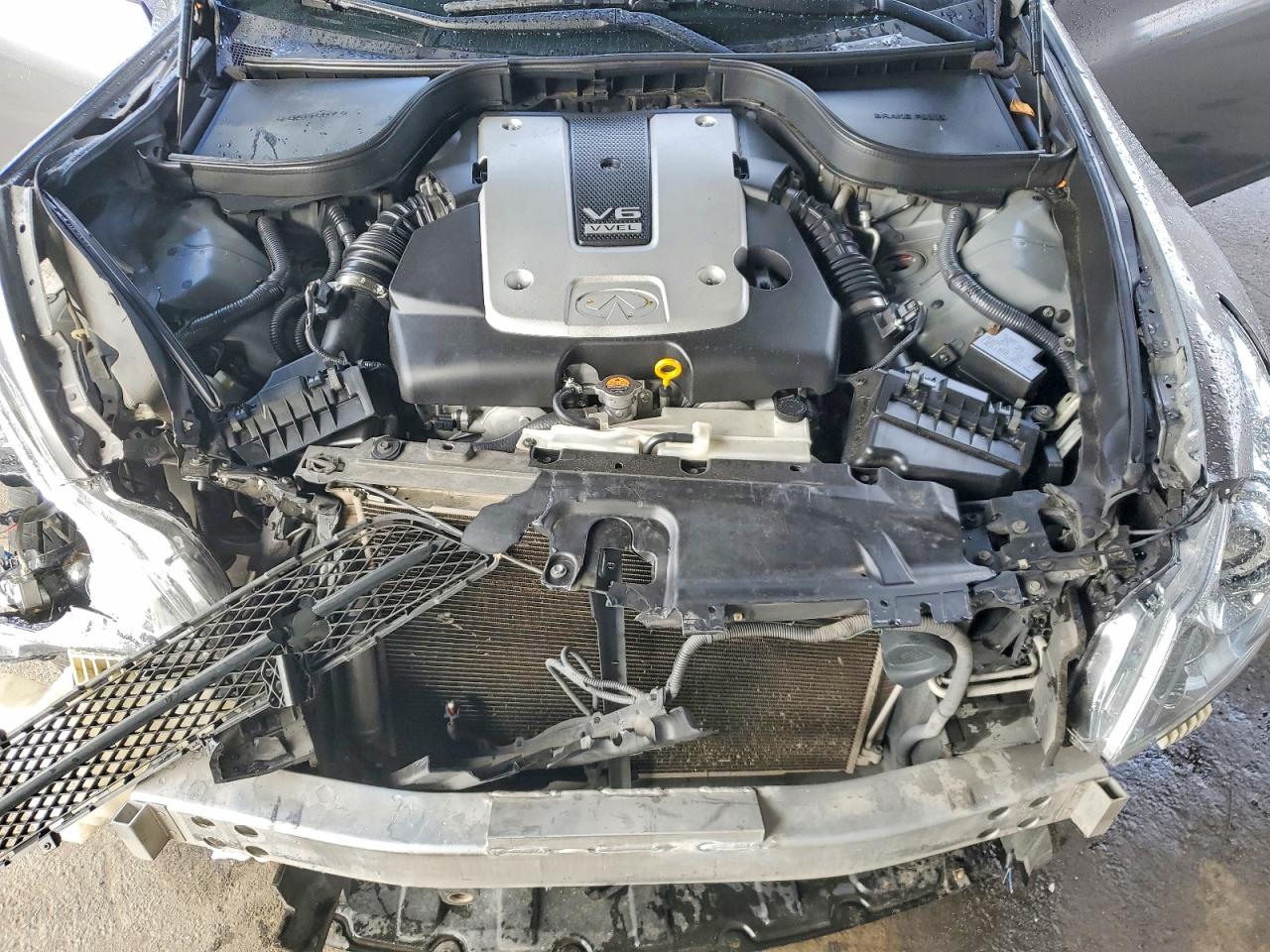 2012 INFINITI G37 BASE photo 11