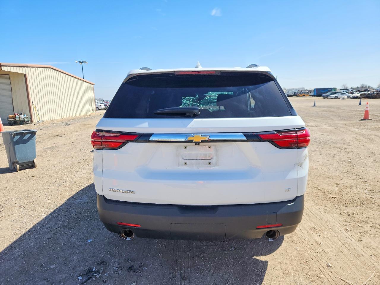 2023 CHEVROLET TRAVERSE LT photo 11