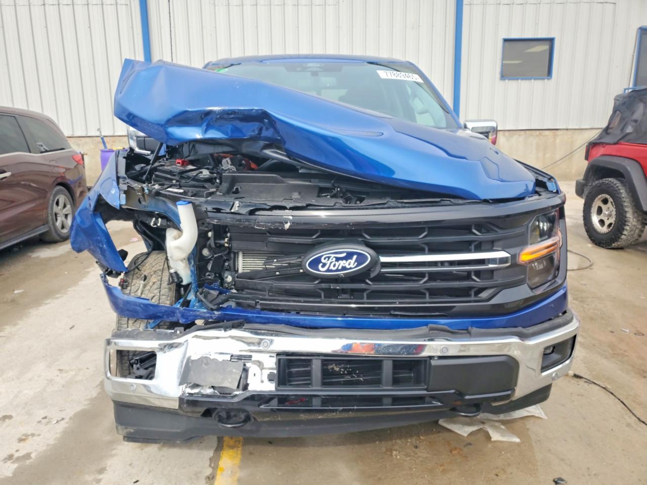 2025 FORD F150 XLT photo 5