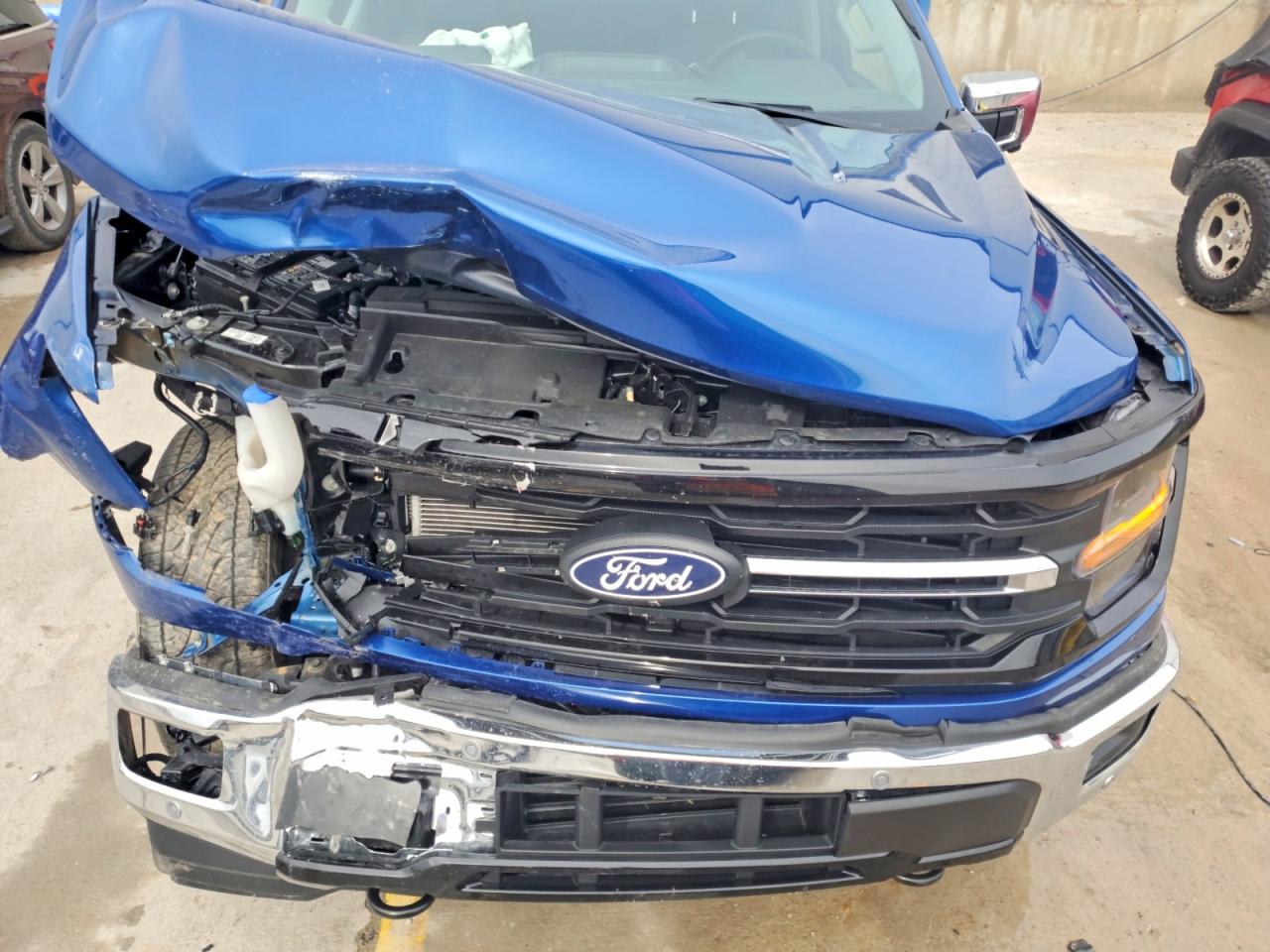 2025 FORD F150 XLT photo 11
