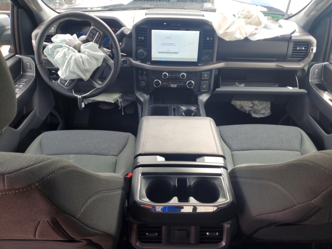 2025 FORD F150 XLT photo 8
