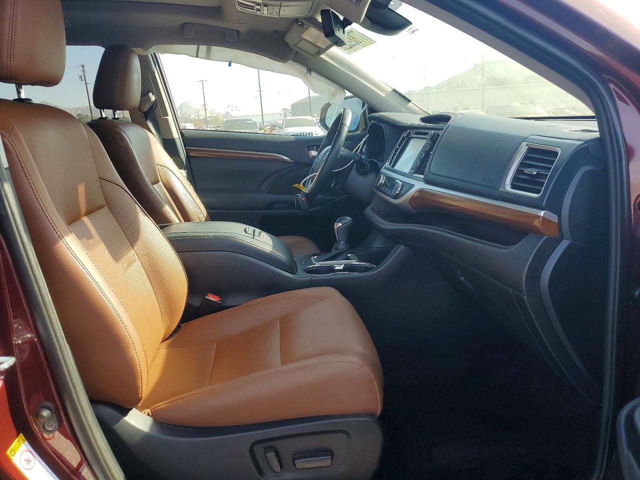 2019 TOYOTA HIGHLANDER HYBRID photo 20