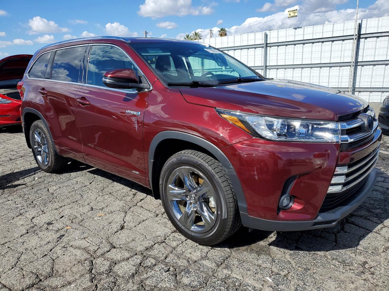 2019 TOYOTA HIGHLANDER HYBRID photo 10