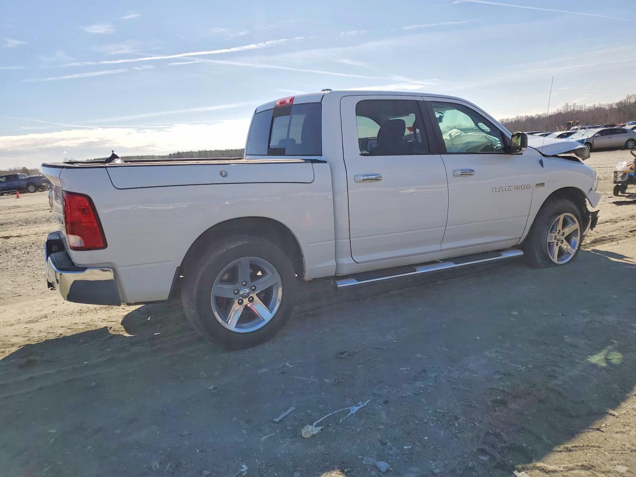 2011 DODGE RAM 1500 photo 7