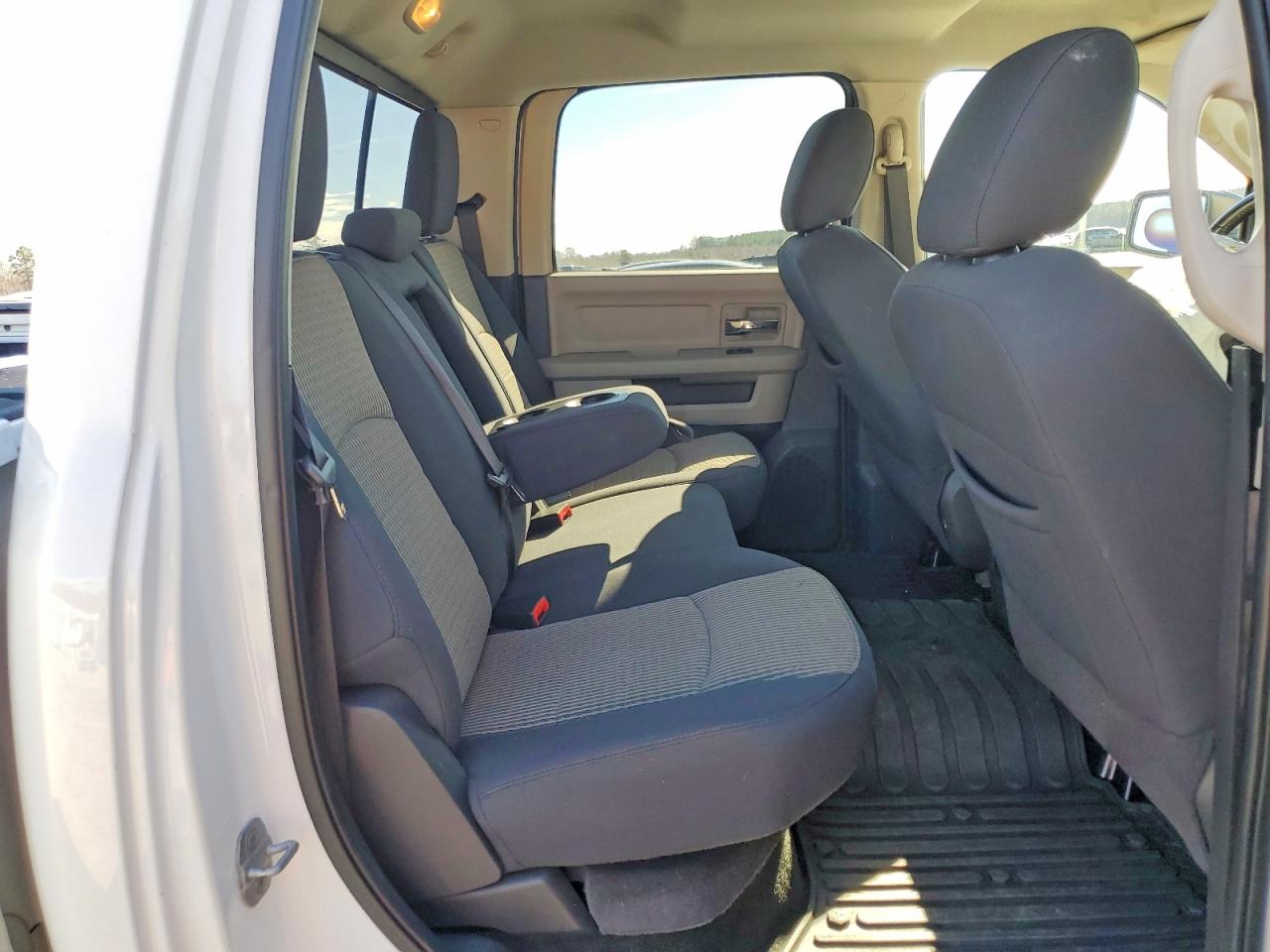 2011 DODGE RAM 1500 photo 28