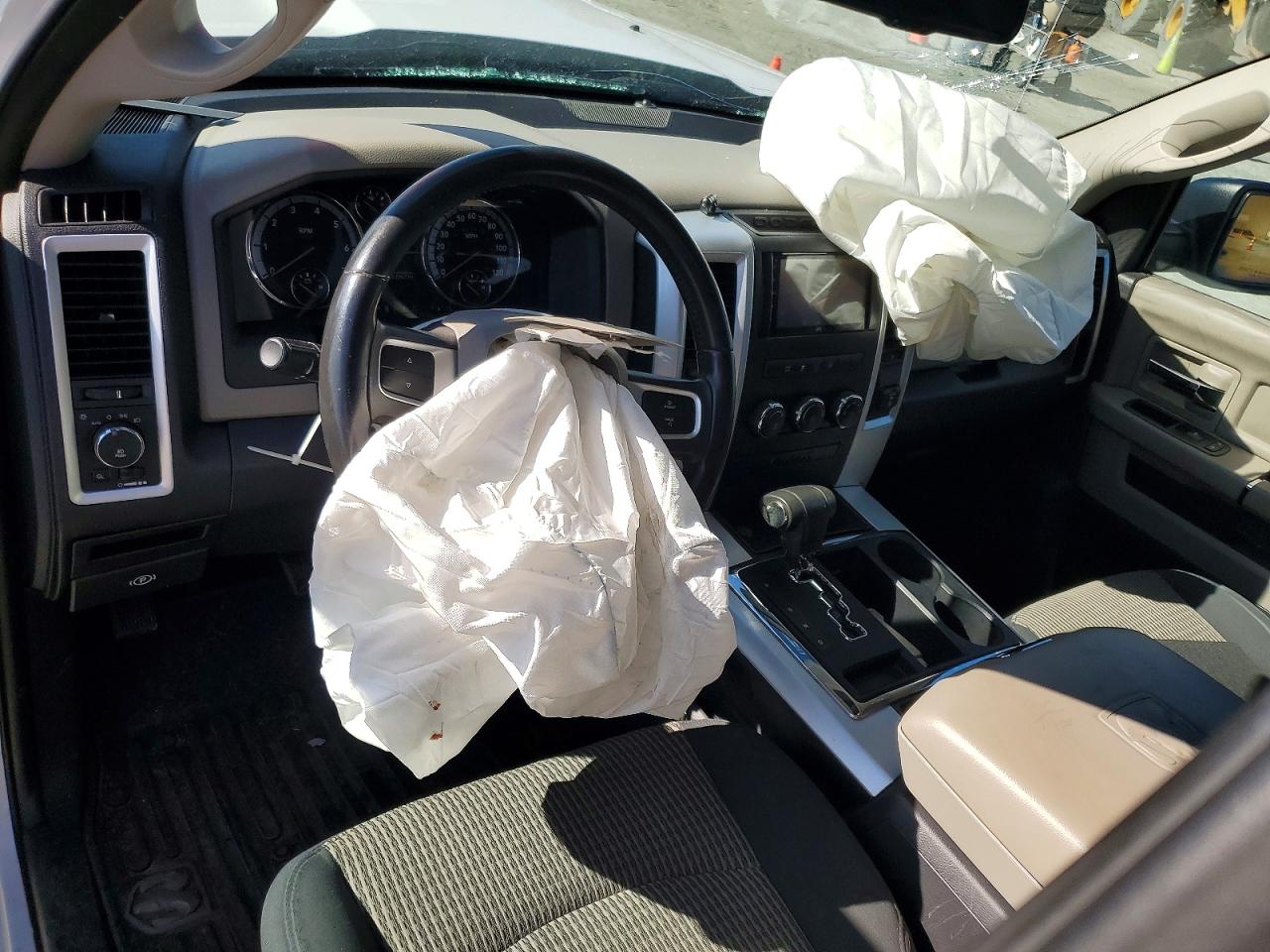 2011 DODGE RAM 1500 photo 22