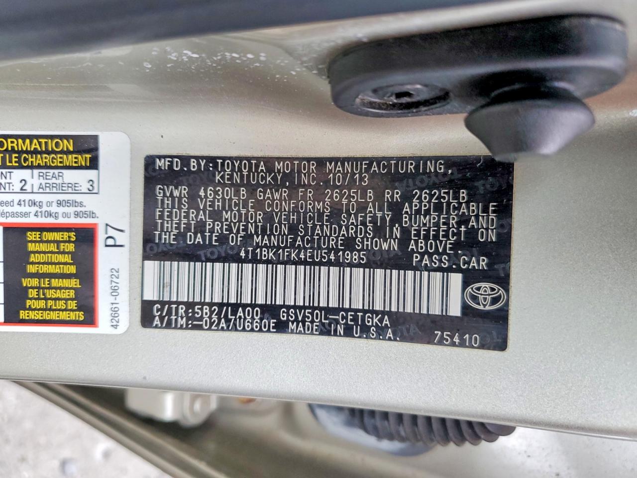2014 TOYOTA CAMRY SE photo 23