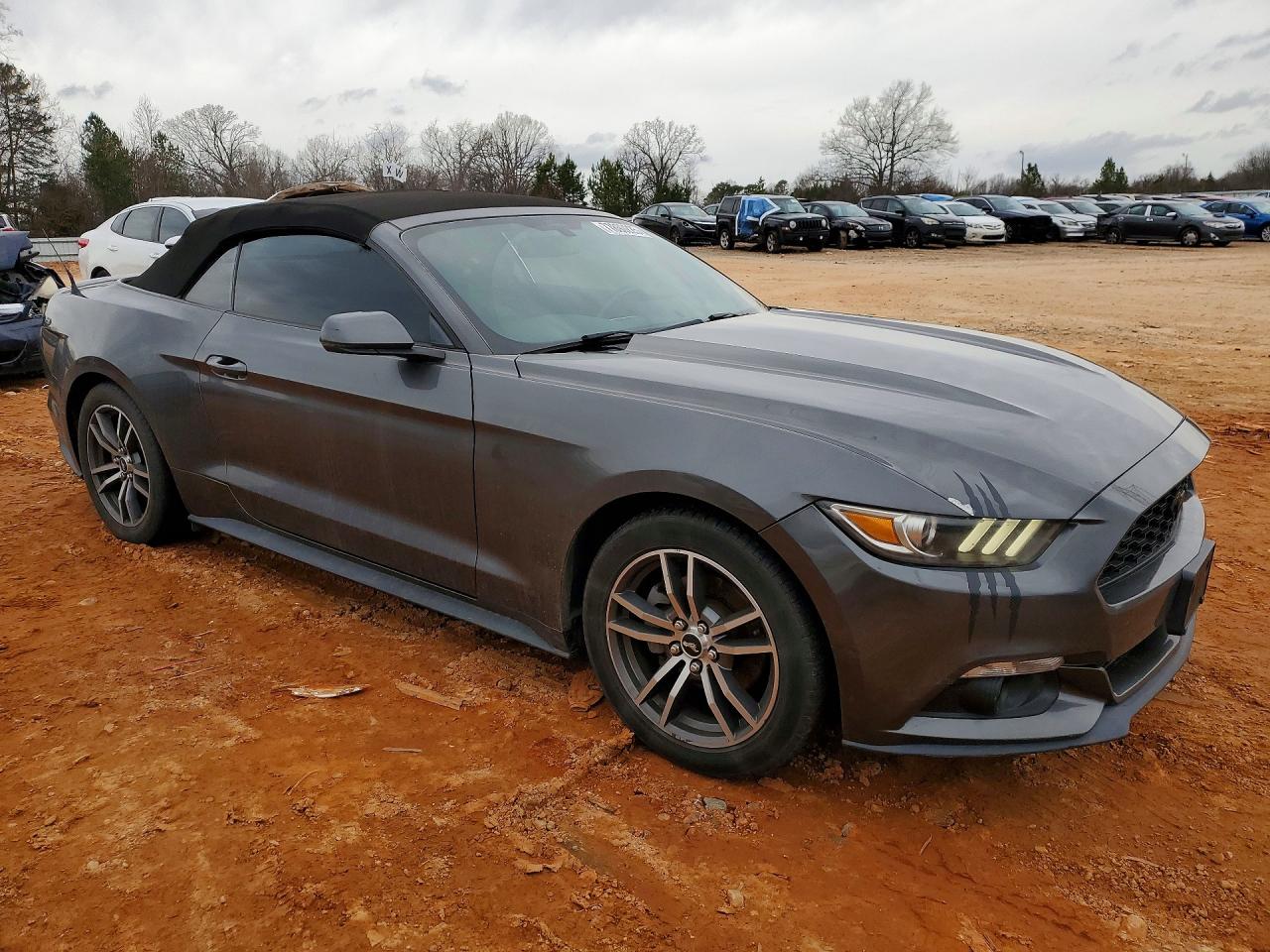 2015 FORD MUSTANG photo 7