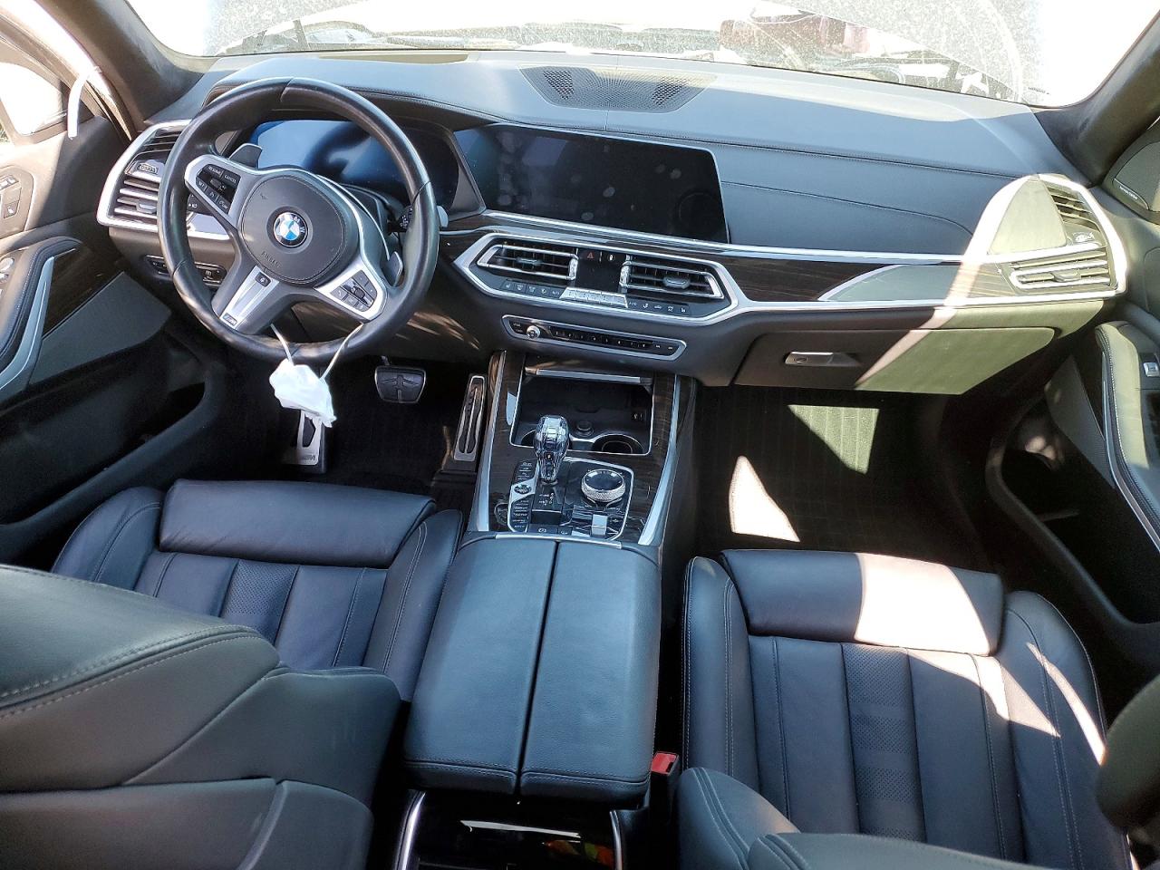 2020 BMW X7 M50I photo 15