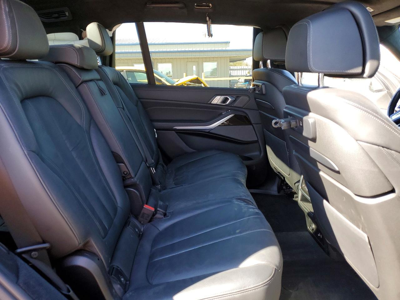 2020 BMW X7 M50I photo 21