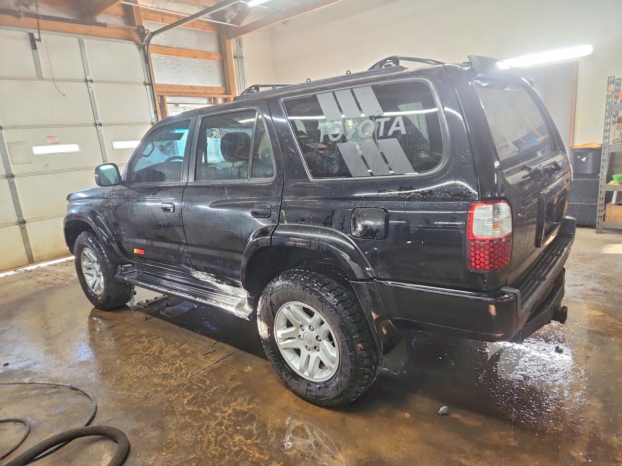 2002 TOYOTA 4RUNNER SR5 photo 2