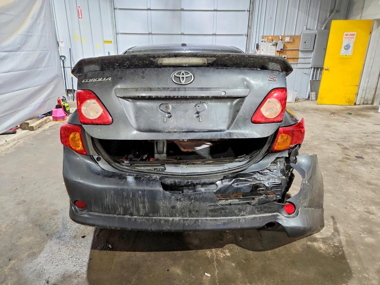 2009 TOYOTA COROLLA S photo 16