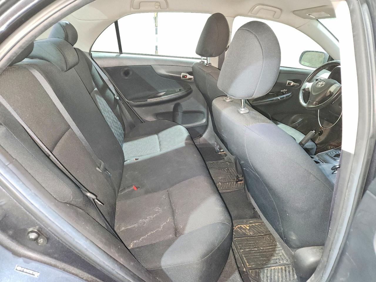 2009 TOYOTA COROLLA S photo 28
