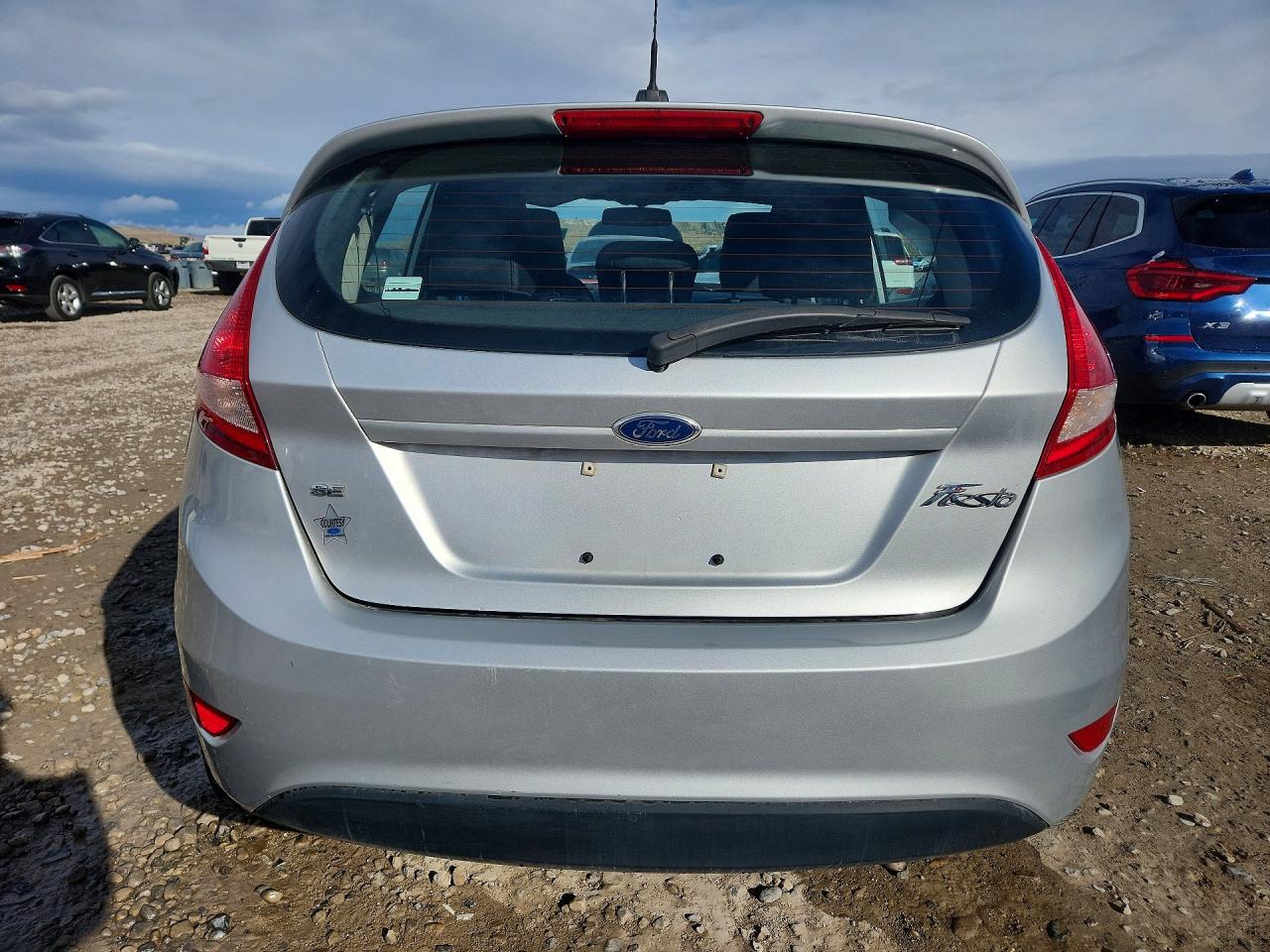 2011 FORD FIESTA SE photo 6