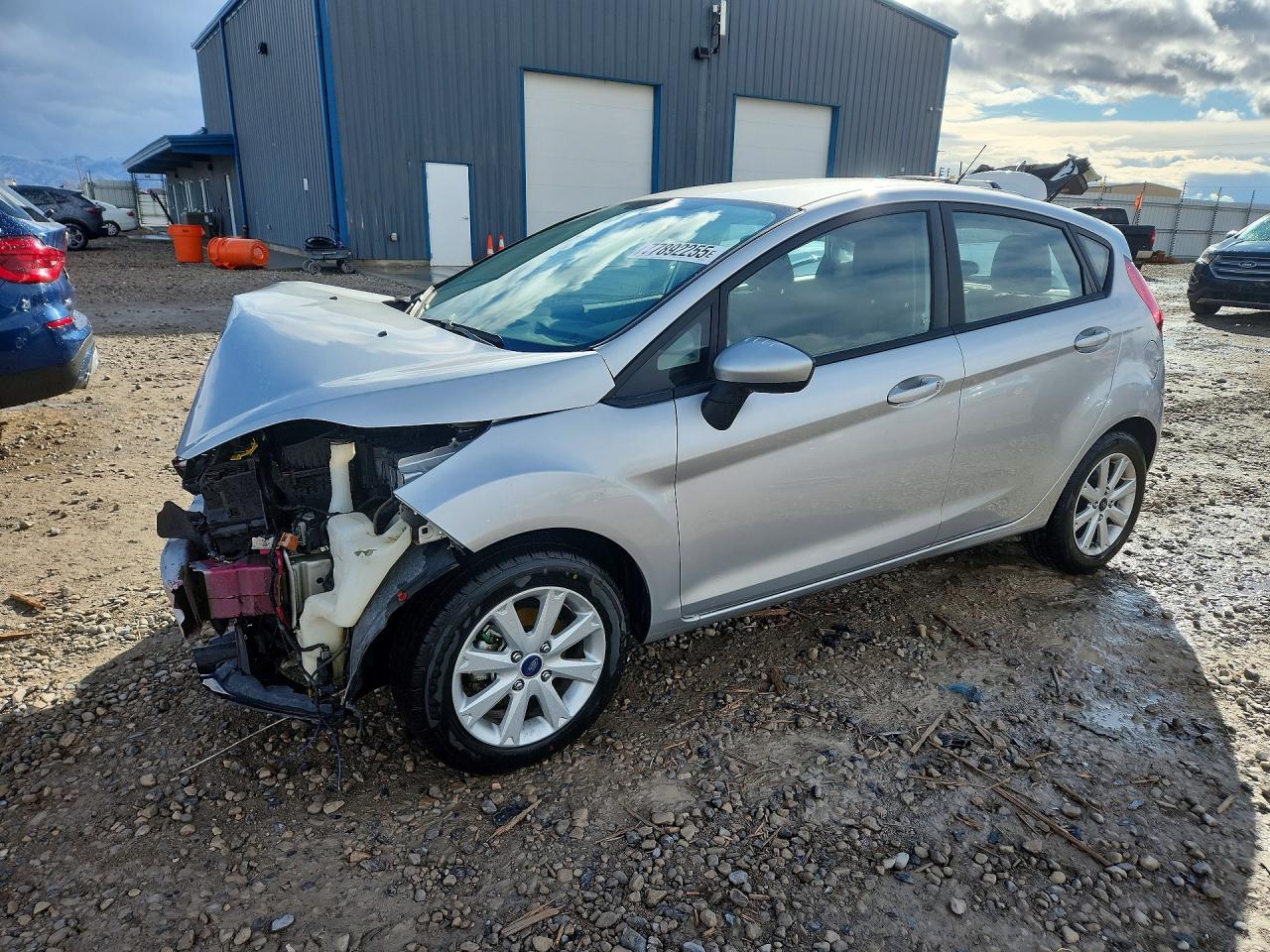 2011 FORD FIESTA