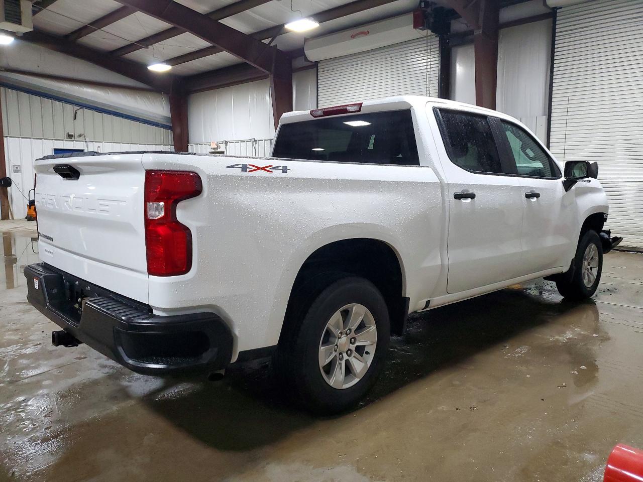 2024 CHEVROLET SILVERADO K1500 photo 5