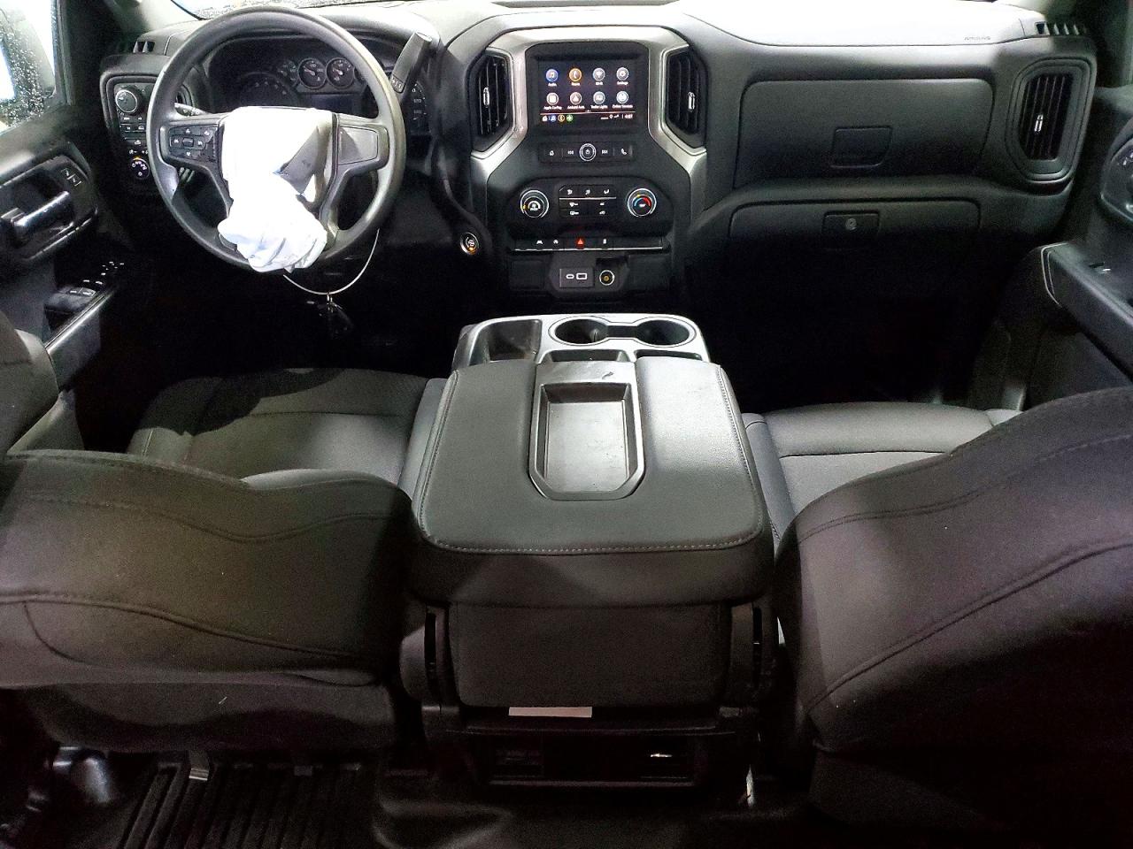 2024 CHEVROLET SILVERADO K1500 photo 15