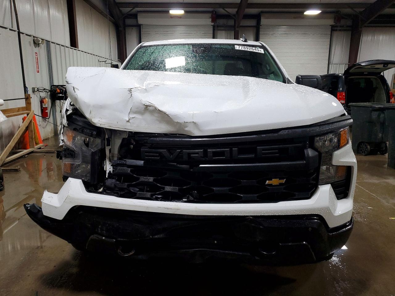2024 CHEVROLET SILVERADO K1500 photo 9