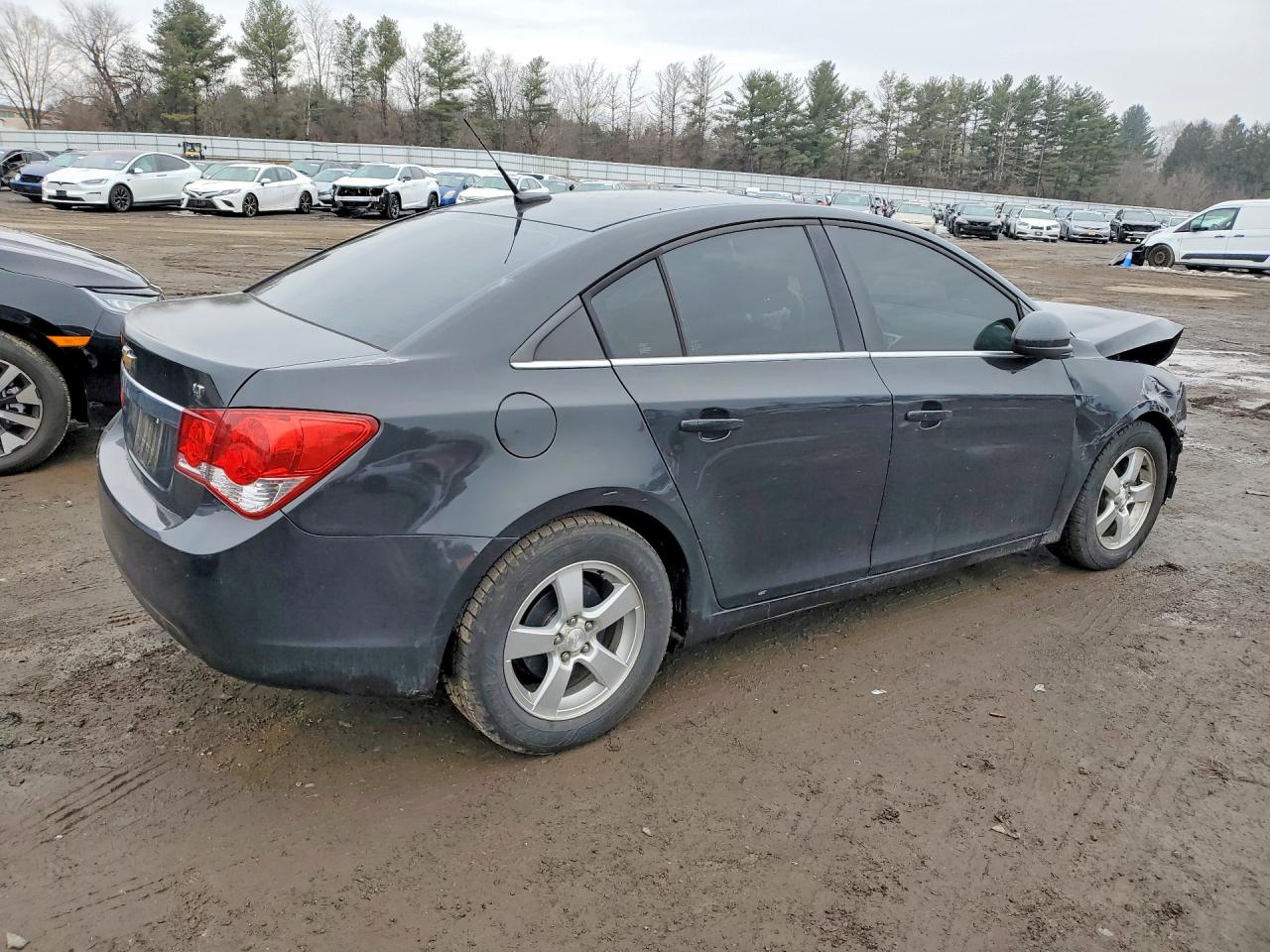 2013 CHEVROLET CRUZE LT photo 3