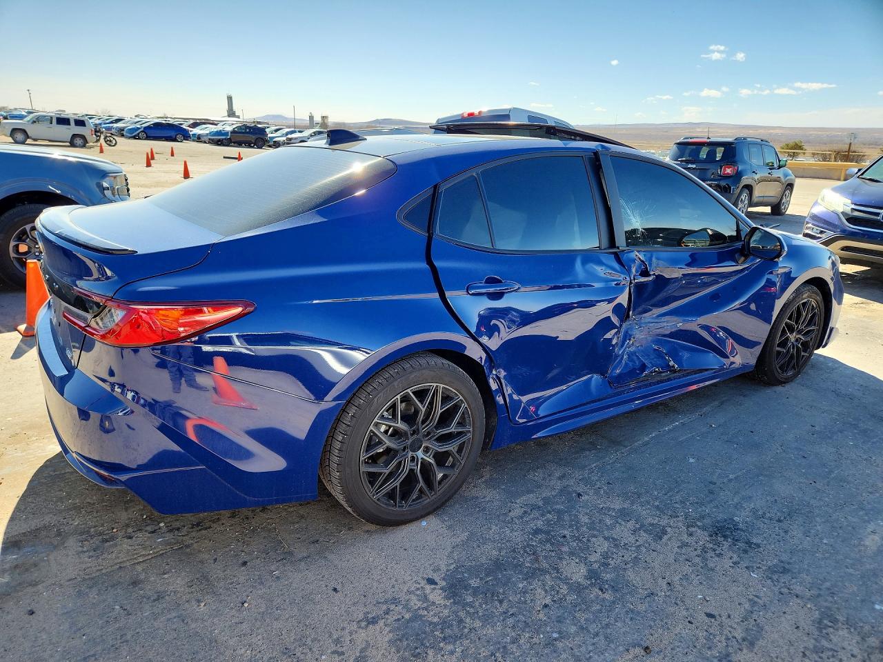 2025 TOYOTA CAMRY XSE photo 3