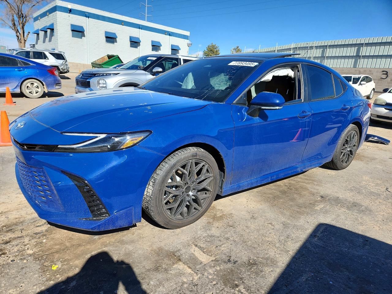 2025 TOYOTA CAMRY