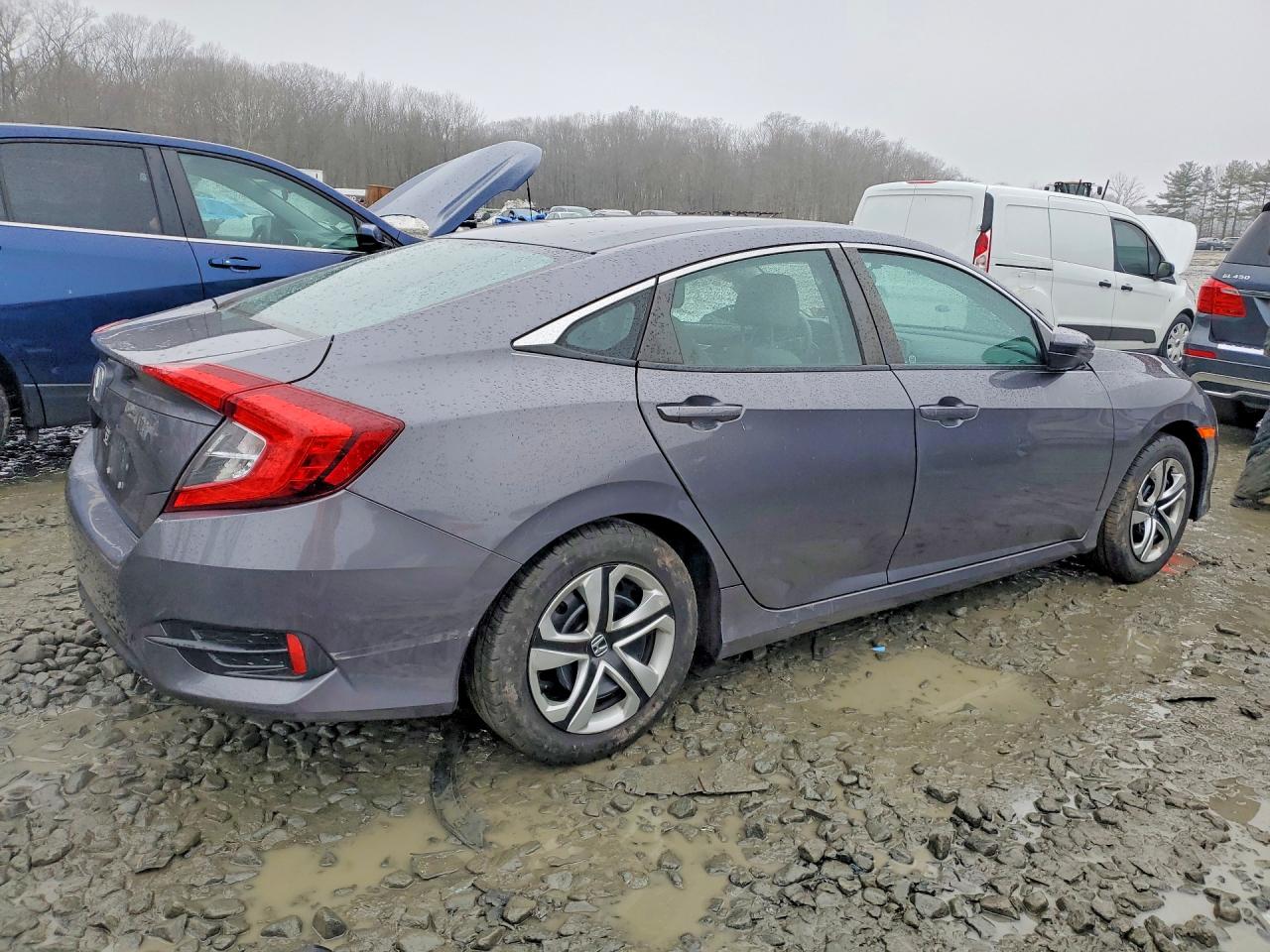2017 HONDA CIVIC LX photo 5