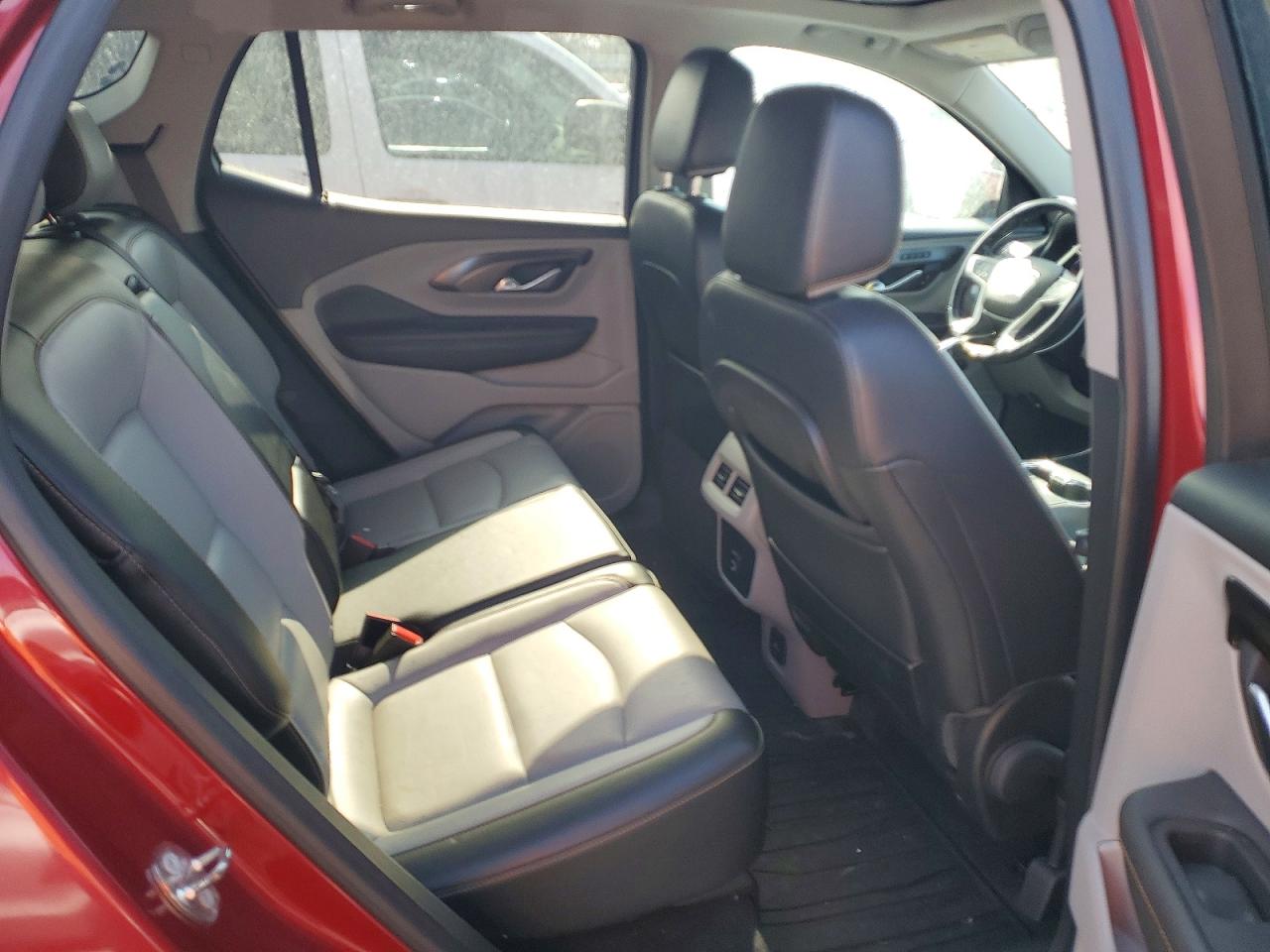 2018 GMC TERRAIN SLT photo 11