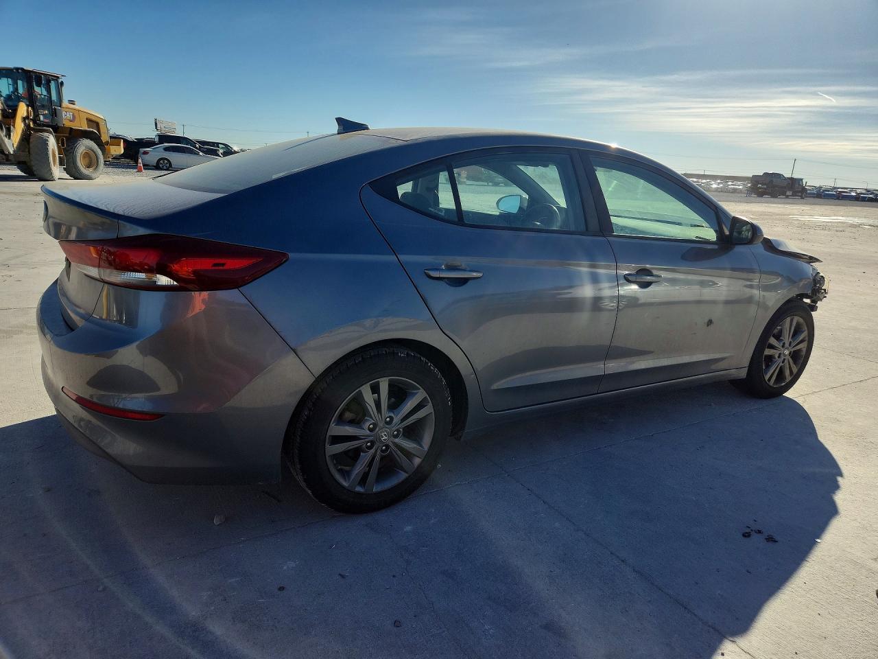 2018 HYUNDAI ELANTRA SEL photo 5