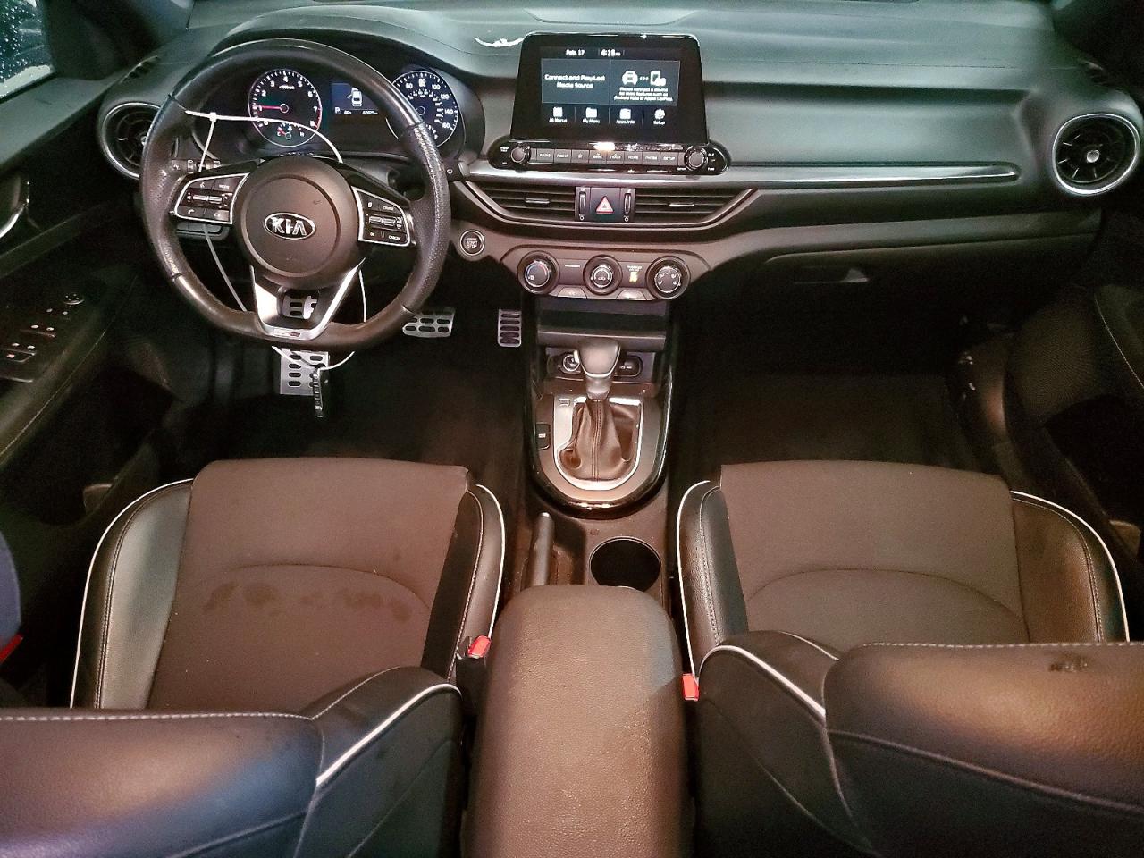 2021 KIA FORTE GT LINE photo 22