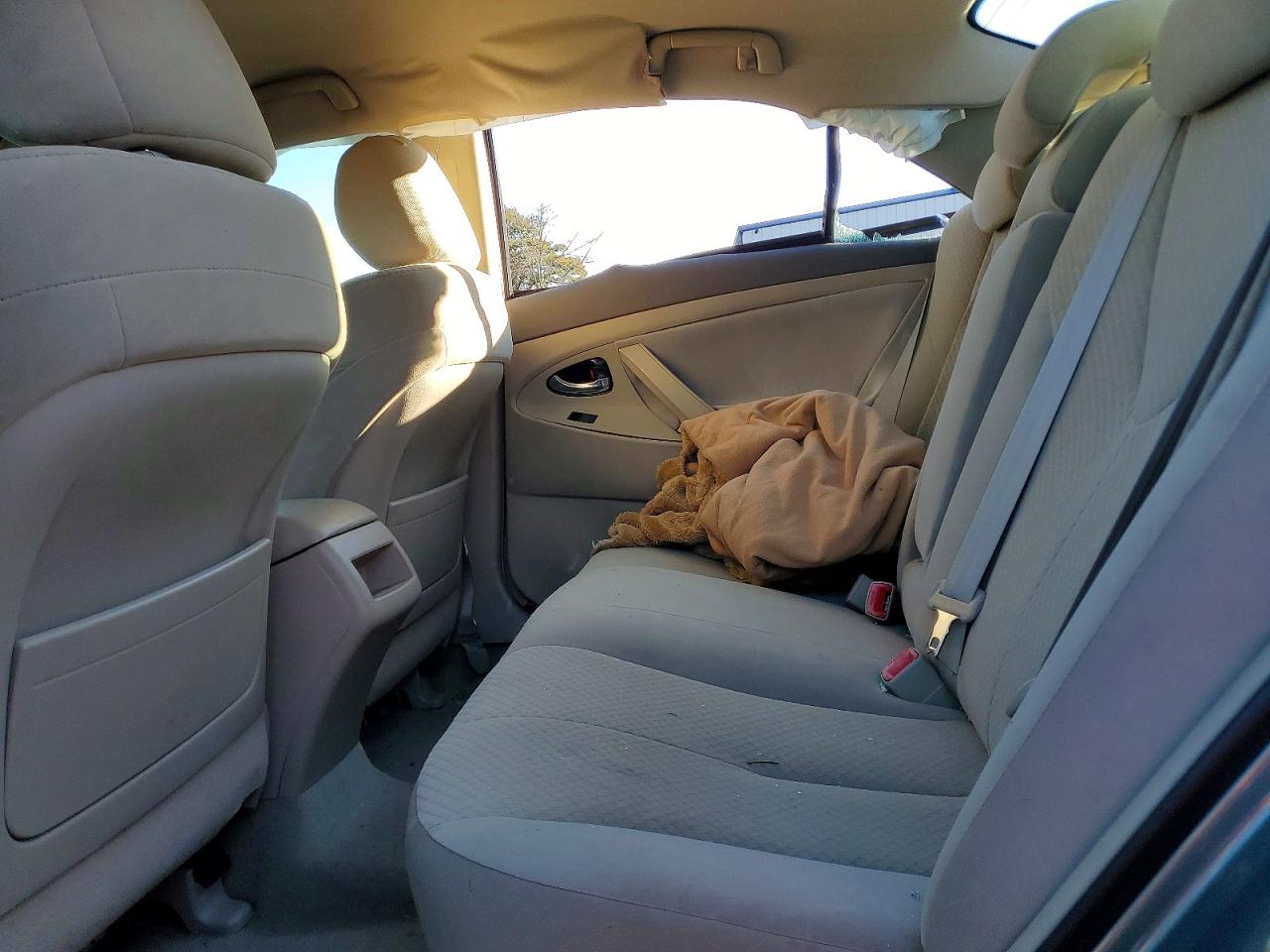 2008 TOYOTA CAMRY LE photo 10