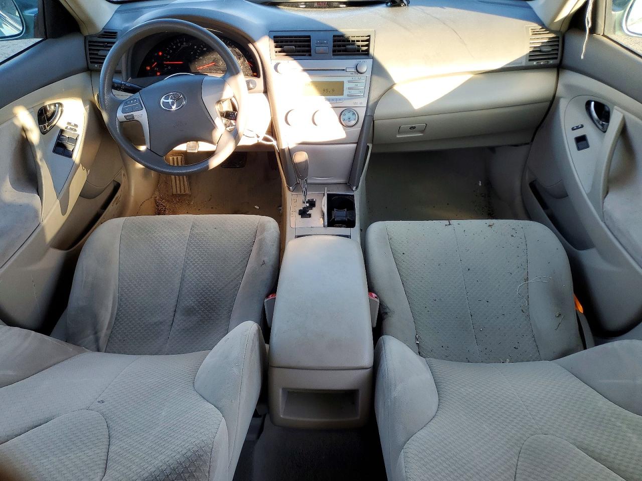 2008 TOYOTA CAMRY LE photo 8