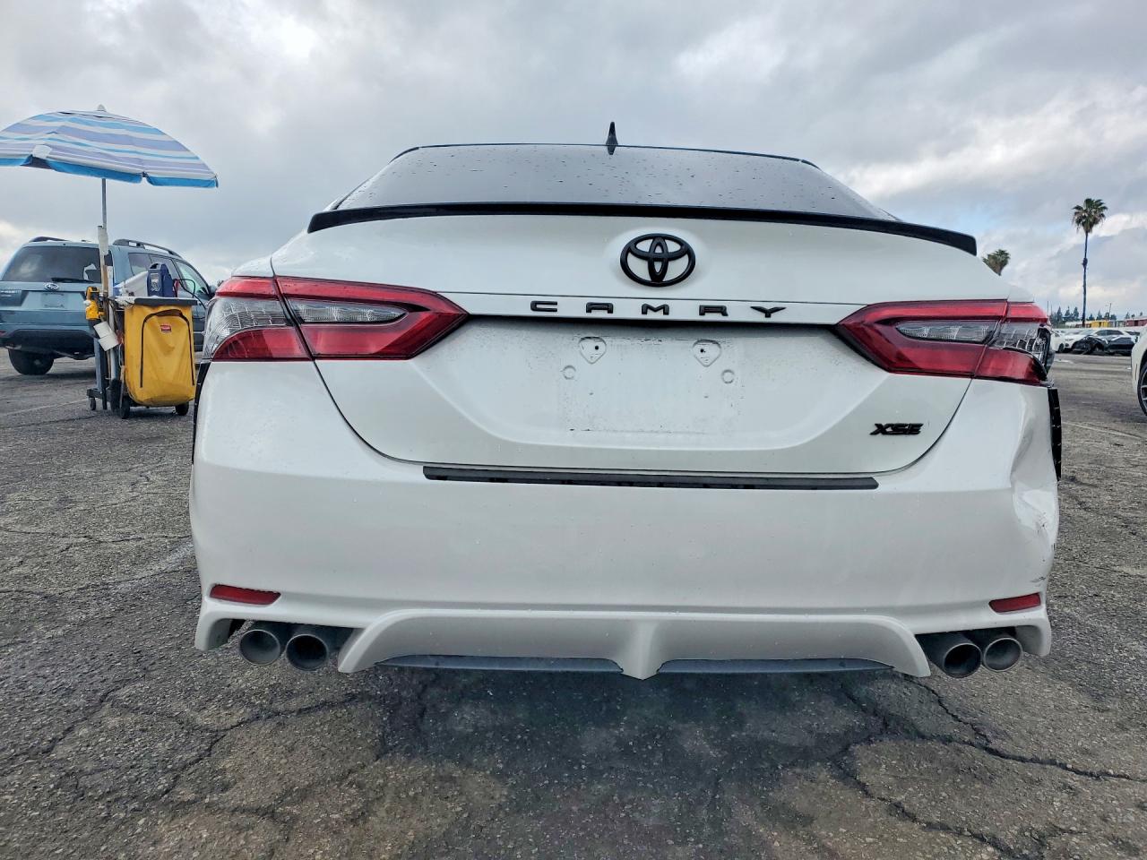 2021 TOYOTA CAMRY XSE photo 6