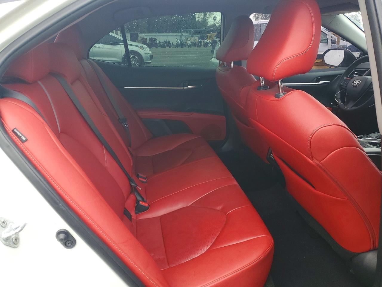 2021 TOYOTA CAMRY XSE photo 10