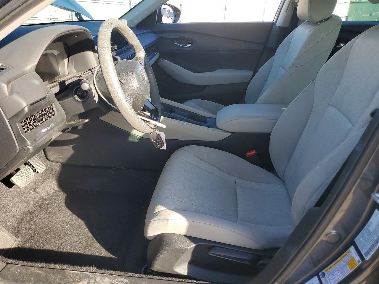 2024 HONDA ACCORD LX photo 7