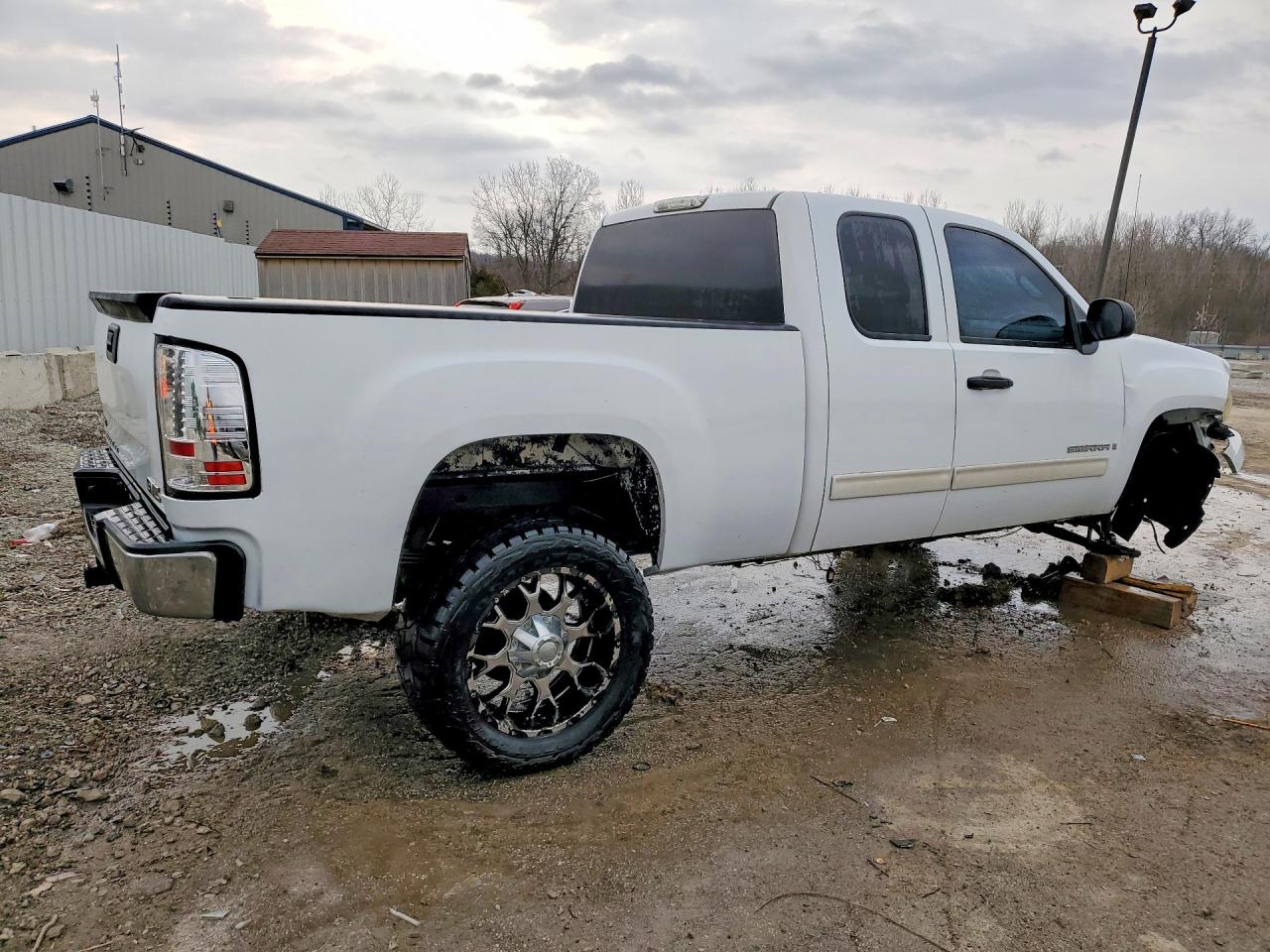 2007 GMC NEW SIERRA K1500 photo 3