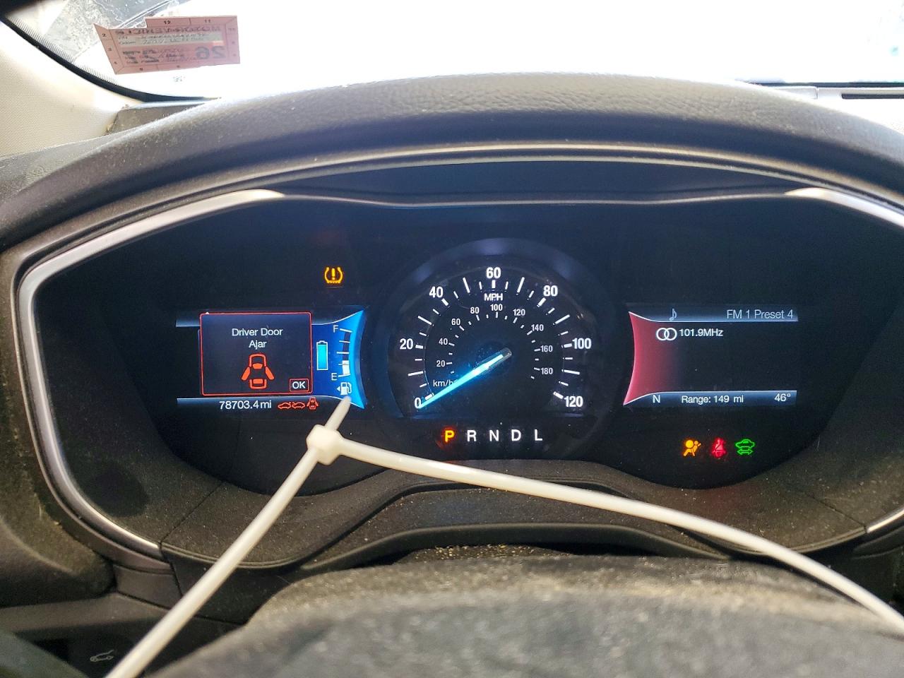 2019 FORD FUSION SE photo 9