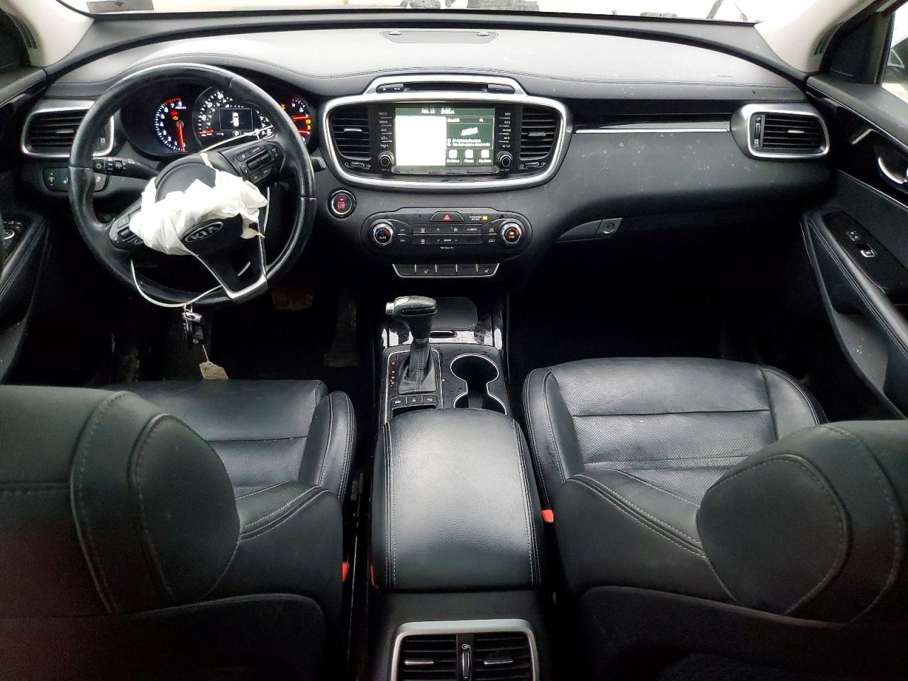 2016 KIA SORENTO photo 8