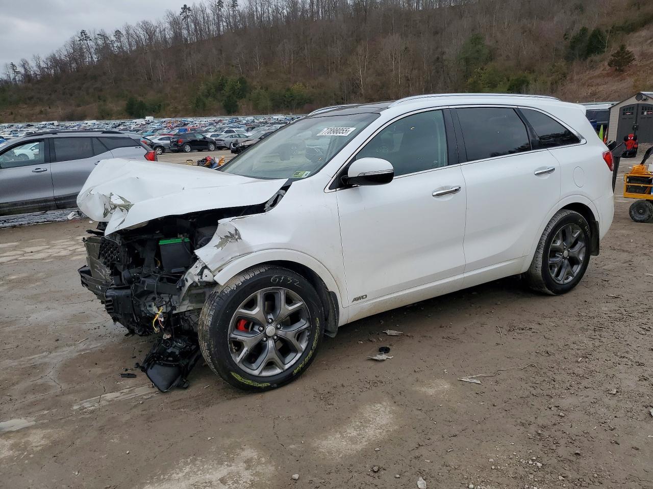 2016 KIA SORENTO